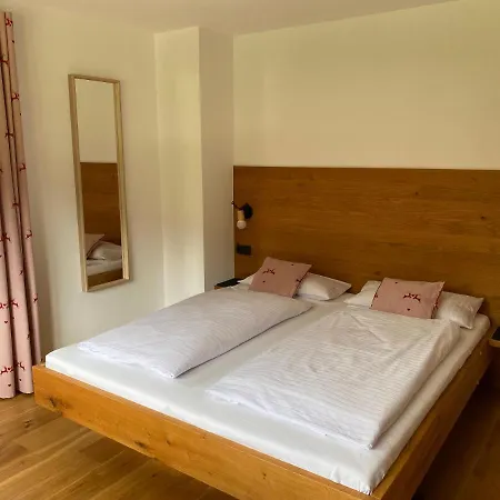 Seebach Apartment *