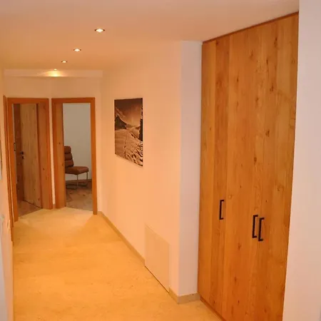 Seebach Apartment *